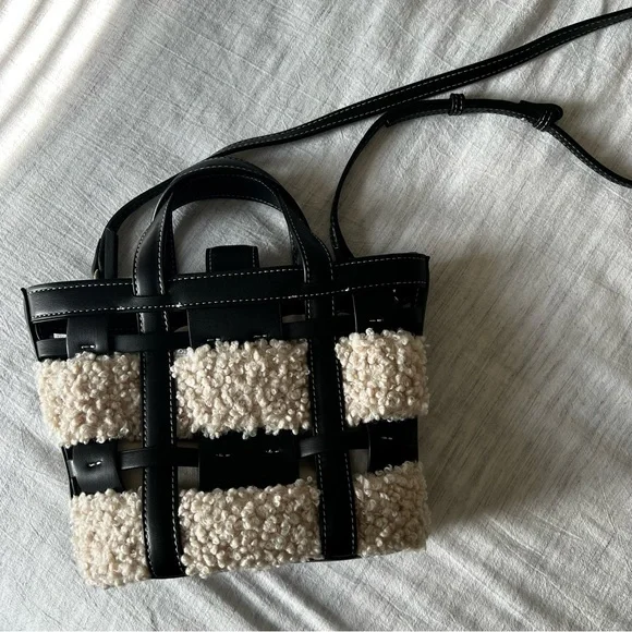 Zara sherpa bag hotsell
